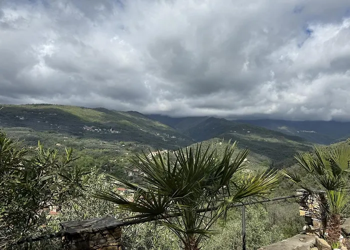 Host4U - Villa Cuccarello With Stunning View On The Valley